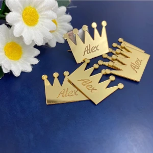 Bebek Çikolatası Kral Tacı Model - Altın Renk Pleksi Yapışkanlı Bebek Hediyelik - 30 Adet