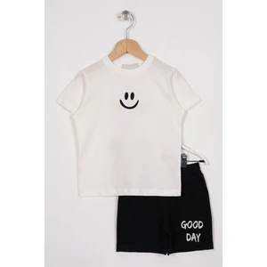 Smile Baskılı Arkası Yazı Baskılı  Ekru Siyah Renk Erkek Çocuk Kaprili Takım
