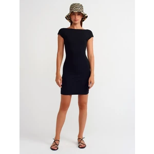 90054 Sırt Dekolteli Mini Elbise-Siyah