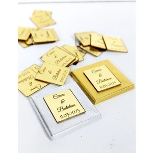 Gold Pleksi İsim Etiketi 4x4 cm 50 Adet Kare Çikolata Üzerine Özel Tasarım