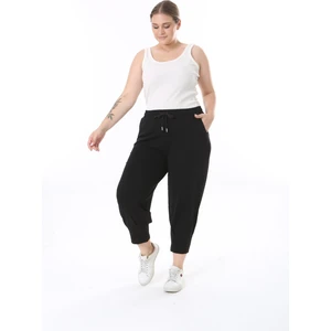 Era Lisa Kadın Büyük Beden Likralı Viskon Kapri Pantolon Rahat Kalıp ve Paça Detaylı