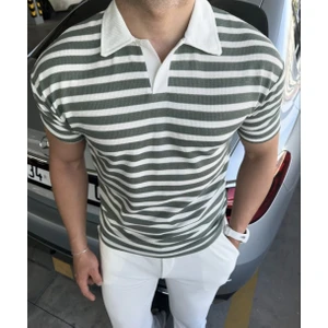 The Mass Hemşire Yaka Tshirt