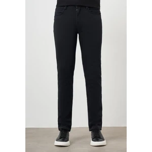 Erkek Siyah Mevsimlik Pamuk 5 Cep Dynamic Fit Jean Pantolon