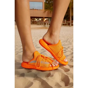 Triko Unisex Terlik Boost