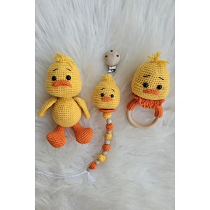 Kelebeğin Rüyası Hobi Evi Amigurumi Yenidoğan Civciv, Çıngırak ve Emzik Zinciri 3'lü Set