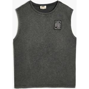 Basic Atlet Aplike Detaylı Bisiklet Yaka Pamuklu