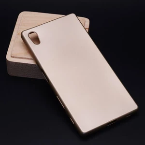 Techno Guru Sony Xperia Z5 Için Esnek ve Şık Soft Premier Silikon Kılıf