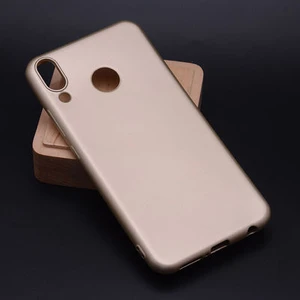 Techno Guru Asus Zenfone 5 ZE620KL Için Esnek ve Şık Soft Premier Silikon Kılıf