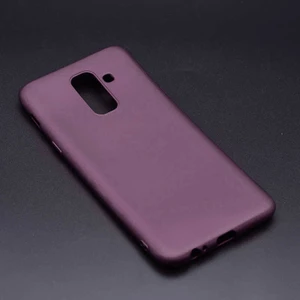 Techno Guru Samsung Galaxy J8 Için Esnek ve Şık Soft Premier Silikon Kılıf