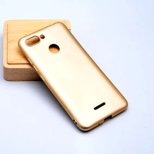 Techno Guru Redmi 6 Için Esnek ve Şık Soft Premier Silikon Kılıf