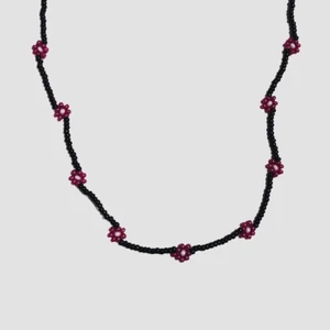 Uretti - Tuğba 6667 El Yapımı Papatyalı Kum Boncuk Kolye - Mor