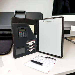 Eren Ofis A4 Sekreterlik Termo Deri Kapaklı Hesap Makinalı -Kartlık Bölmeli - Kişiye Özel Isimli