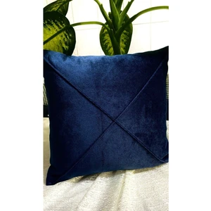 Çapraz Desenli Dekoratif Kırlent Kılıfı