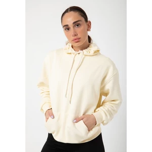 Bej Baskısız Kanguru Cepli Kapüşonlu 3 Iplikli Şardonlu Oversize Kadın Sweatshirt
