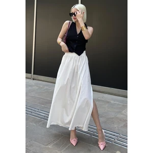 Beyaz Basic Yırtmaçlı Midi Etek MG2092