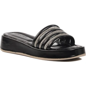 0902 Siyah Rugan Kadın Terlik