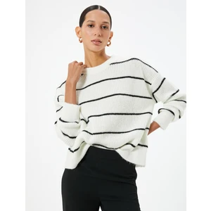 Triko Kazak Uzun Kollu Yuvarlak Yaka Yumuşak Dokulu