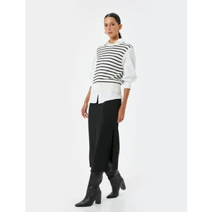 Yanları Yırtmaç Detaylı Uzun Etek