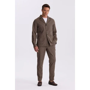 Kahve Slim Fit Apaş Yaka Keten Karışımlı Çift Yırtmaçlı Çizgili Takım Elbise