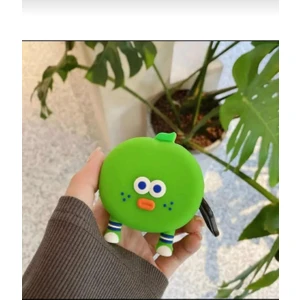 Samsung Galaxy Buds 2- Buds Pro- Buds Live- Buds Pro Uyumlu Elma Cartoon Figürlü Silikon Kılıf