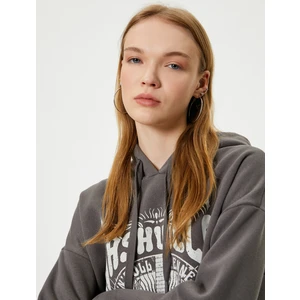 Slogan Baskılı Kapşonlu Sweatshirt Relax Fit Şardonlu