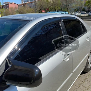 ŞüsCarOto Aksesuar Toyota Corolla E120 2002-2006 Sedan Uyumlu Mugen Cam Rüzgarlığı Seti Piano Black 4'lü