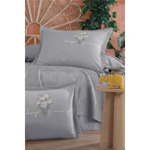 Butik Çift Kişilik Nakış Detaylı Pike Takımı Etta