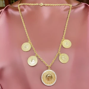 Gold Renk  İmitasyon Beşibir Yerde Küçük Model Uzun Zincir Altın Kaplama Şık Kolye