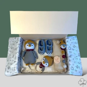 Bebek Hediye Kutusu / Kişiselleştirilebilir Babyshower Yenidoğan Hediye Seti - Penguin Box 2
