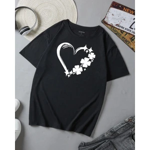 Amor Man Büyük Beden Özel Tasarım Üç Beyaz Yonca Baskılı Süper Oversize Battal Kadın T-Shırt