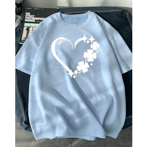 Amor Man Büyük Beden Özel Tasarım Üç Beyaz Yoncalı Kalp Baskılı Süper Oversize Battal Kadın T-Shırt