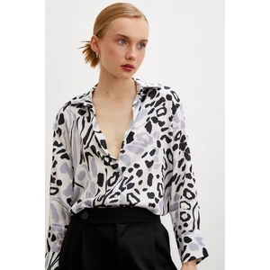 Never More  V Yaka Leopar Desen Gömlek Siyah