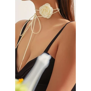 Kadın Trend Gül Choker Kolye