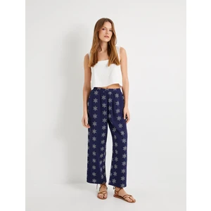 Bol Paça Pantolon Pamuklu Cep Detaylı Çiçek Işlemeli Beli Lastikli