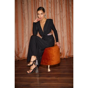 Siyah Bel Ve Yaka Dekolteli Drapeli Elbise