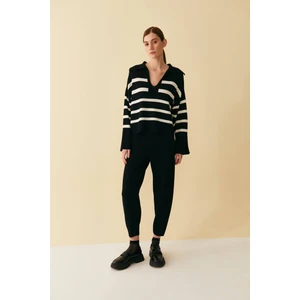 Mısırlı 1951 Siyah Çizgili Kadın Kazak