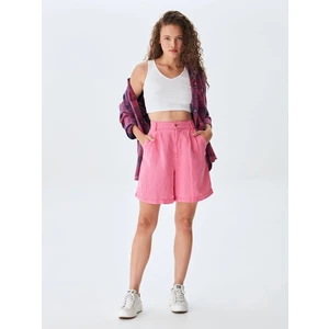 Pembe Şort
