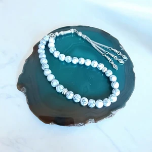 Mga Doğaltaş Beyaz Firuze Tesbih 33'lük Tesbih Firuze Taşı Tesbih Sertifikalı Özel Mdf Kutusunda