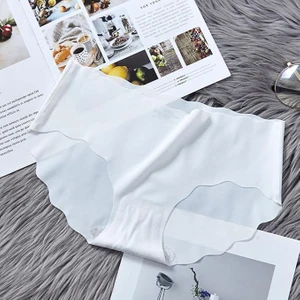 Sweet Sauna Dikişsiz Ultra Ince Buz Ipek Külot Mikro Şeffaf Elastik Nefes Alabilen Lazer Kesim Elastik Iz Yapmaz Külot Beyaz