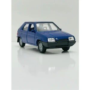 Welly 1:36 Ölçek Skoda Favorit Die Cast Çek Bırak Model Metal Araba