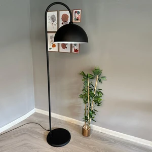 Lambader Modern Dekoratif Metal Oturma Odası Çalışma Odası Zemin Lambası