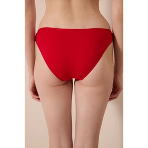 Ori Fırfırlı Kırmızı Bikini Altı
