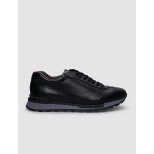 %100 Hakiki Deri Siyah Bağcıklı Erkek Sneaker