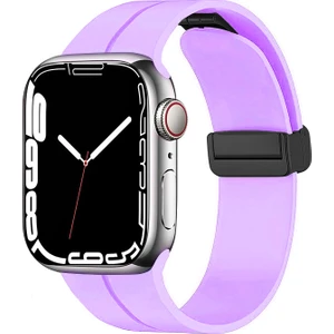 Apple Watch 7 45MM Uyumlu Kordon Silikon Metal Mıknatıslı Toka Krd-84 Kayış, Lila