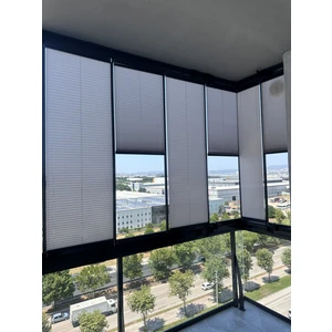 Koyu Gri Plise Katlanır Cam Balkon Perdesi, Ofis Perdesi, Mutfak Perdesi, Salon Perdesi