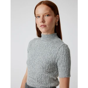 Kısa Kollu Triko Kazak Dik Yaka Yumuşak Dokulu