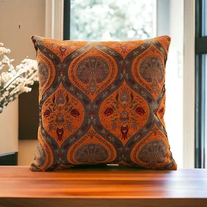 Pillows Store Geleneksel Karanfil Desenli Turuncu Kırlent Kılıfı 45 x 45 cm