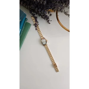 Vintage Minimal Metal Kordon Oval Gold Kadın Kol Saati