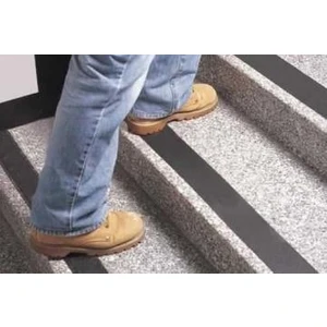 Kaydırmaz Bant 25 mm 15 Metre Siyah Renk Yüksek Tutuş Starline Marka  Suya Dayanıklı