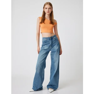 Kayık Yaka Crop Üst Kolsuz Slim Fit